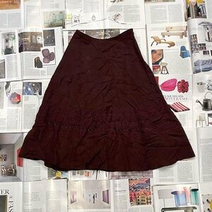 Jones New York dark purple embroidered & beaded flowy midi skirt size 2P/XS/S